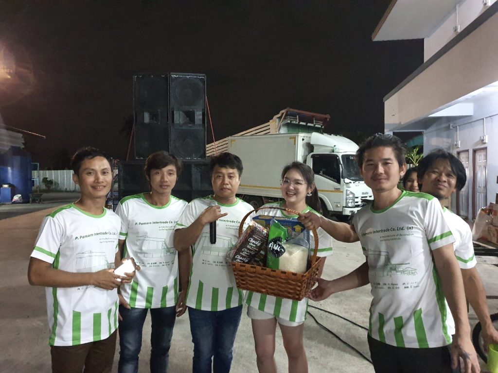 มอบรางวัล2 1024x768